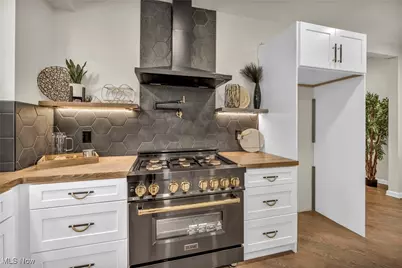 1423 Kenilworth Avenue, Loveland, OH 44113 - Photo 12