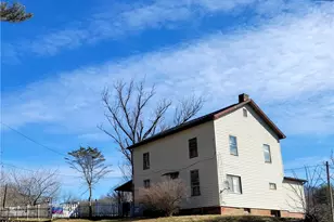 1320 Caywood Rd, Marietta, OH 45750 - Photo 1