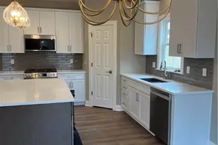 8748 Harvest Glenn Trl, Poland, OH 44514 - Photo 6