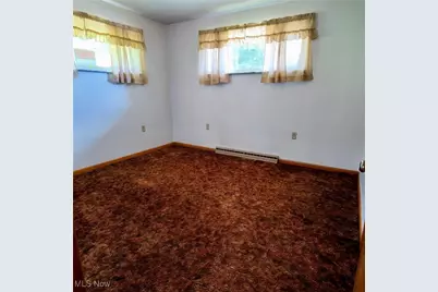 306 Frazier Street, Bellaire, OH 43906 - Photo 8