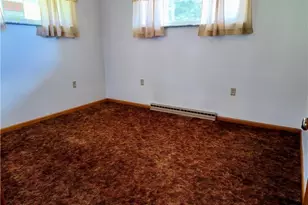 306 Frazier St, Bellaire, OH 43906 - Photo 8