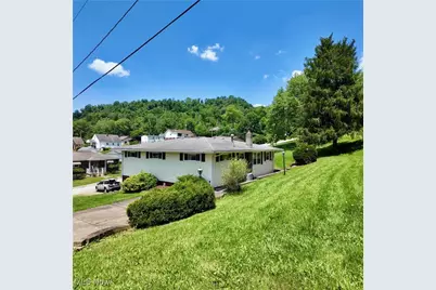 306 Frazier Street, Bellaire, OH 43906 - Photo 14