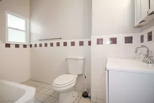 2100 Cottage Grove Dr, Cleveland Heights, OH 44118 - Photo 14