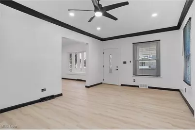 359 Beechwood Drive, Akron, OH 44320 - Photo 12