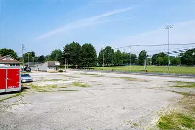 620 W High Street, Orrville, OH 44667 - Photo 6