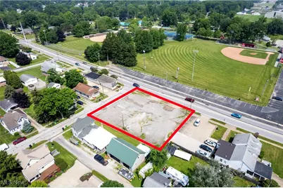 620 W High Street, Orrville, OH 44667 - Photo 2