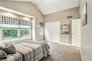 2395 Tremont Ave, Loveland, OH 44113 - Photo 26