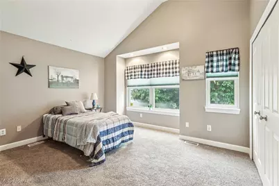 2395 Tremont Avenue, Loveland, OH 44113 - Photo 24