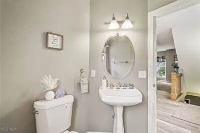 2395 Tremont Avenue, Loveland, OH 44113 - Photo 34