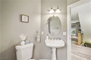 2395 Tremont Ave, Loveland, OH 44113 - Photo 34