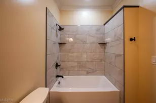 1318 21st St, Vienna, WV 26105 - Photo 12