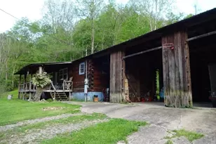 1389 Middle Fork Rd, Millstone, WV 25261 - Photo 6