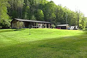 1389 Middle Fork Rd, Millstone, WV 25261 - Photo 4