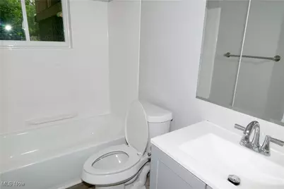 1273 Spruce Tree Lane, Amherst, OH 44001 - Photo 24