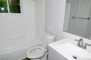 1273 Spruce Tree Ln, Amherst, OH 44001 - Photo 24