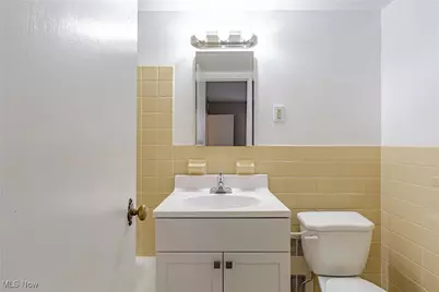 19201 Van Aken Boulevard #211, Huber Heights, OH 44122 - Photo 12