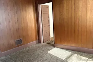 306 4th St, Yorkville, OH 43971 - Photo 22