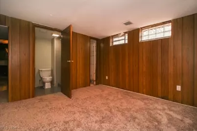 2807 Park Drive, Parma, OH 44134 - Photo 12