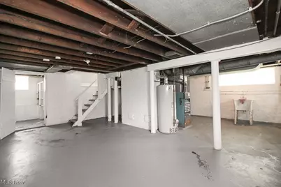 967 Pembrook Road, Cleveland Heights, OH 44121 - Photo 16