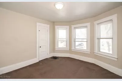 1725 Preyer Avenue, Cleveland Heights, OH 44118 - Photo 12