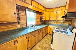 33 Knight Ln, Big Bend, WV 26136 - Photo 24