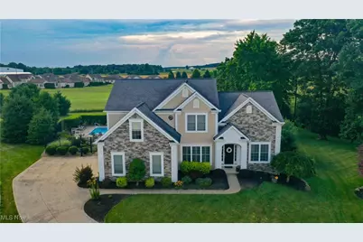 265 Aberdeen Court, Columbiana, OH 44408 - Photo 2