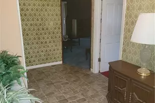 5622 Donna Dr, Ashtabula, OH 44004 - Photo 6