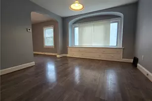 914 Dan St, Akron, OH 44310 - Photo 6