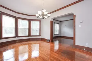 3195 Whitethorn Rd, Cleveland Heights, OH 44118 - Photo 4