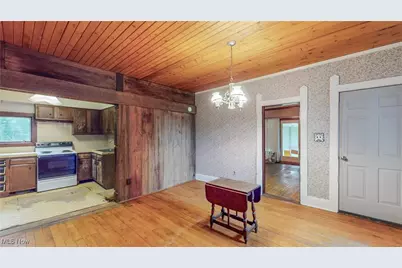 1811 Randolph Road, Mogadore, OH 44260 - Photo 8