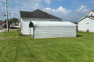 208 Center St, Woodsfield, OH 43793 - Photo 6