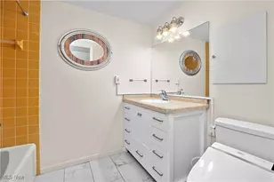 12550 Lake Ave, Oakwood, OH 44107 - Photo 14