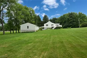 7060 Manchester Rd, New Franklin, OH 44614 - Photo 14