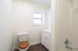 525 Riverside Ave, Wellsville, OH 43968 - Photo 16