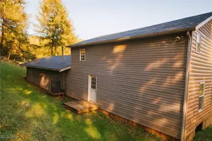56612 McGee Rd, Shadyside, OH 43947 - Photo 32