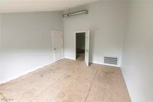 56612 McGee Rd, Shadyside, OH 43947 - Photo 26