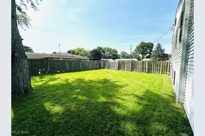 4235 Patricia Avenue, Austintown, OH 44511 - Photo 18