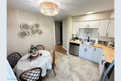 4235 Patricia Avenue, Austintown, OH 44511 - Photo 6