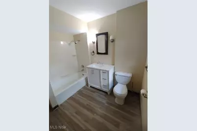 207 E Lucius Avenue, Youngstown, OH 44507 - Photo 10