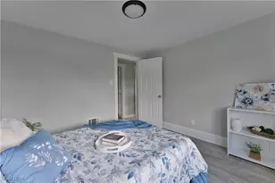 533 12th St, Campbell, OH 44405 - Photo 38