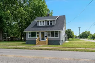 533 12th St, Campbell, OH 44405 - Photo 2