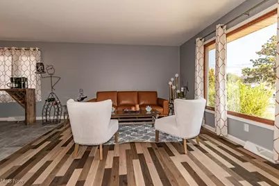 33091 Lake Shore Boulevard, Eastlake, OH 44095 - Photo 12