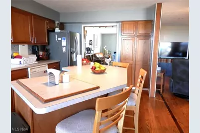 33091 Lake Shore Boulevard, Eastlake, OH 44095 - Photo 16