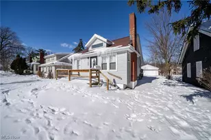 17005 Mapleboro Ave, Maple Heights, OH 44137 - Photo 2