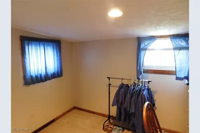 30051 Regent Road, Wickliffe, OH 44092 - Photo 10