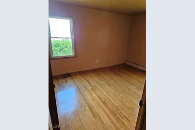 3890 Ayrshire Drive, Youngstown, OH 44511 - Photo 12