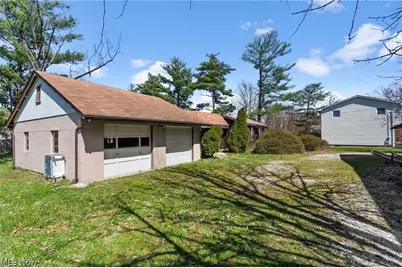 20556 Drake Road, Strongsville, OH 44149 - Photo 4