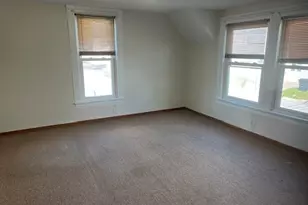 104 S Sugar St, St Clairsville, OH 43950 - Photo 8