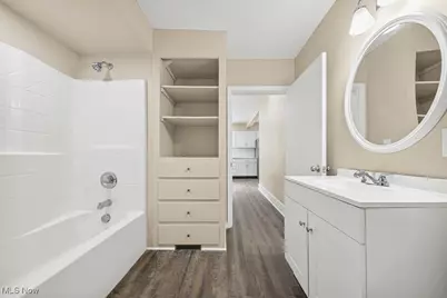 6434 Union Avenue NE, Alliance, OH 44601 - Photo 38