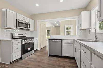 6434 Union Avenue NE, Alliance, OH 44601 - Photo 6